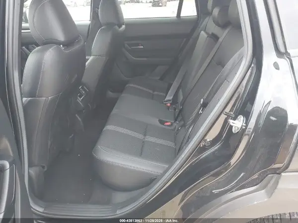 7MMVABBM5SN345271 2025 MAZDA CX-50 - Image 8