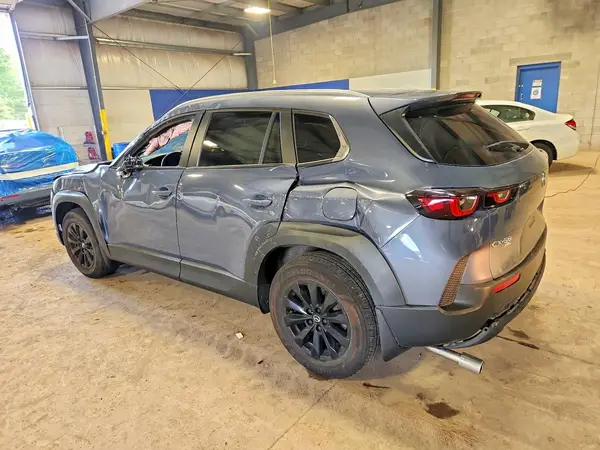 7MMVABBM7RN226289 2024 MAZDA CX-50 - Image 2