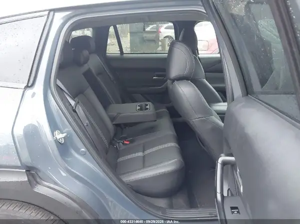 7MMVABBM7RN234876 2024 MAZDA CX-50 - Image 8