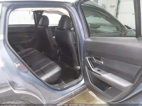 7MMVABBM7SN323515 2025 MAZDA CX-50 - Image 8