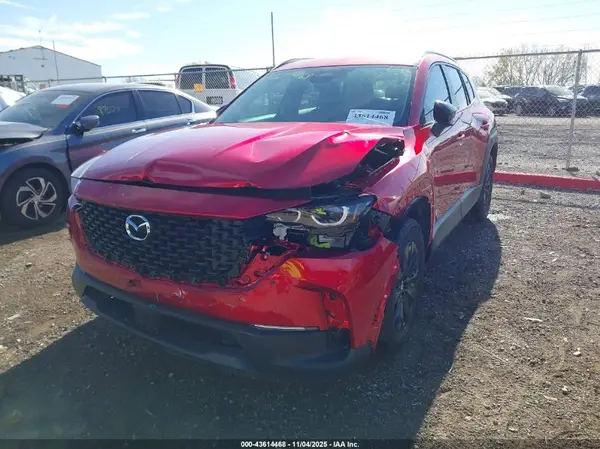7MMVABBM7SN336233 2025 MAZDA CX-50 - Image 2