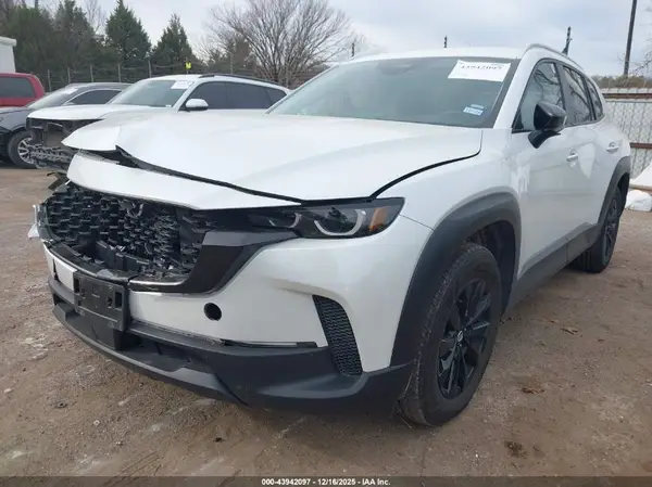 7MMVABBM7SN339701 2025 MAZDA CX-50 - Image 2