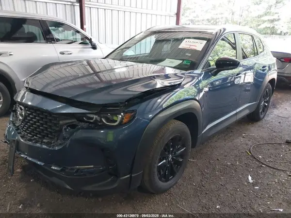 7MMVABBM7SN346079 2025 MAZDA CX-50 - Image 2