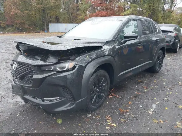 7MMVABBM7SN355915 2025 MAZDA CX-50 - Image 2