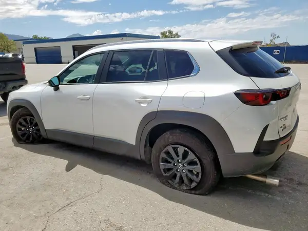 7MMVABBM8RN203698 2024 MAZDA CX-50 - Image 2