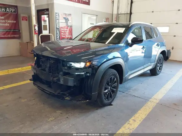 7MMVABBM8RN218749 2024 MAZDA CX-50 - Image 2