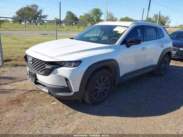 7MMVABBM9RN229226 2024 MAZDA CX-50 - Image 2