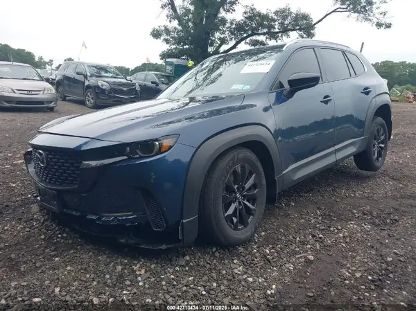 7MMVABBM9RN239240 2024 MAZDA CX-50 - Image 2