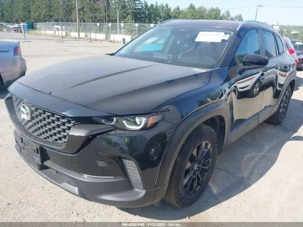 7MMVABBM9SN301063 2025 MAZDA CX-50 - Image 2