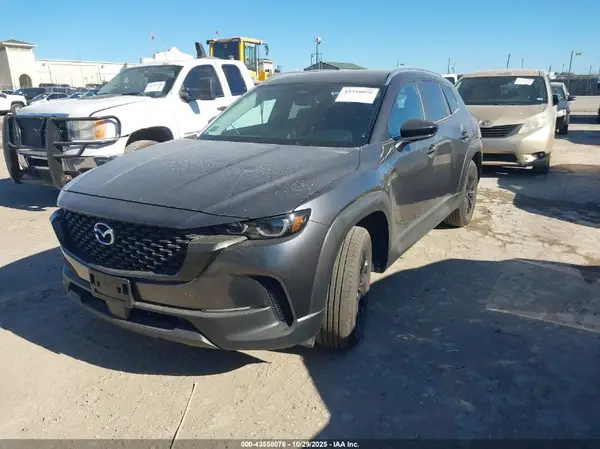 7MMVABBM9SN306215 2025 MAZDA CX-50 - Image 2