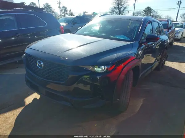 7MMVABBM9SN340042 2025 MAZDA CX-50 - Image 2