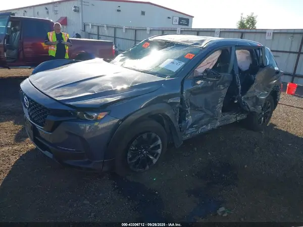 7MMVABBMXRN235276 2024 MAZDA CX-50 - Image 2