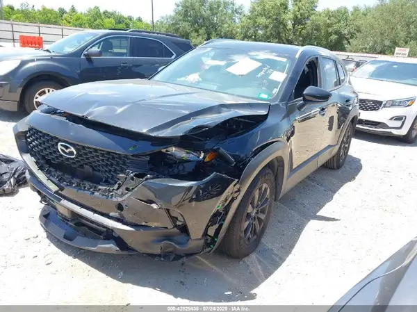 7MMVABBMXSN323640 2025 MAZDA CX-50 - Image 2