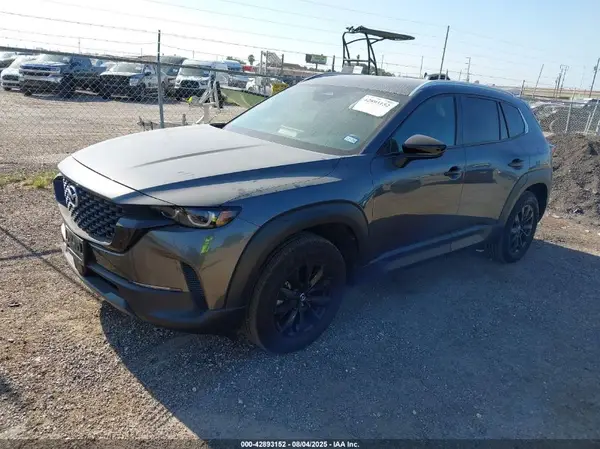 7MMVABBMXSN325856 2025 MAZDA CX-50 - Image 2