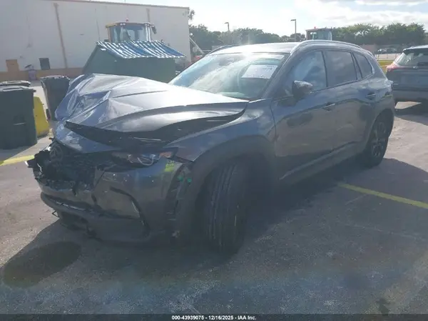 7MMVABBMXSN328160 2025 MAZDA CX-50 - Image 2