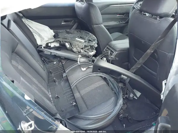 7MMVABBMXSN345945 2025 MAZDA CX-50 - Image 8