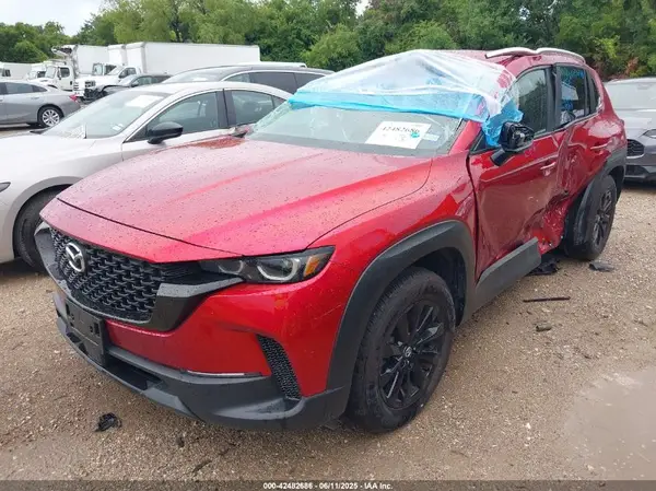 7MMVABBMXSN348523 2025 MAZDA CX-50 - Image 2