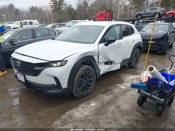 7MMVABBMXSN365886 2025 MAZDA CX-50 - Image 2