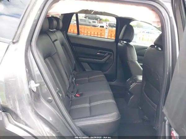 7MMVABCM3PN121695 2023 MAZDA CX-50 - Image 8
