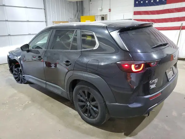 7MMVABCM4PN129806 2023 MAZDA CX-50 - Image 2