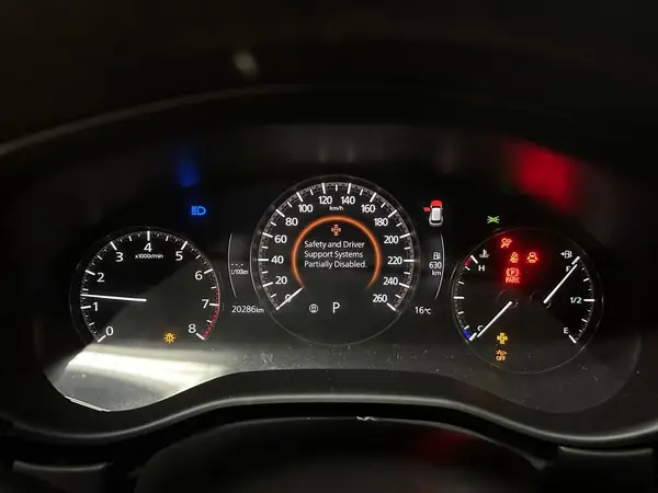 7MMVABCM4RN201865 2024 MAZDA CX-50 - Image 8