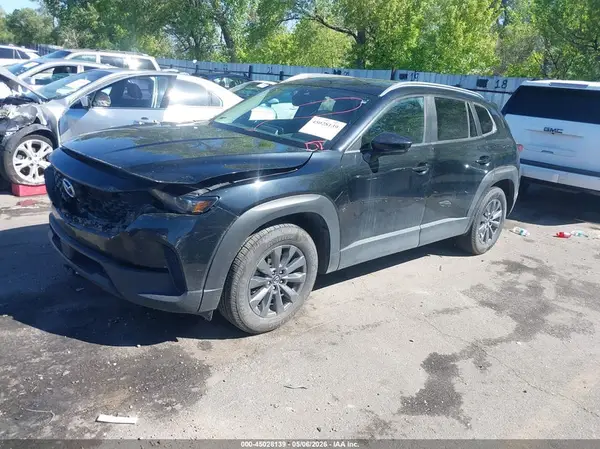 7MMVABCM7PN144753 2023 MAZDA CX-50 - Image 2