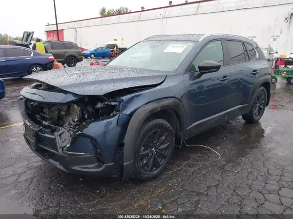 7MMVABCM8PN122776 2023 MAZDA CX-50 - Image 2