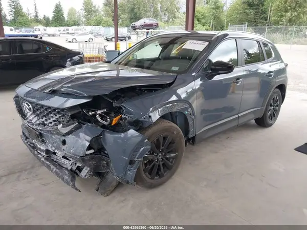 7MMVABCM8PN132322 2023 MAZDA CX-50 - Image 2