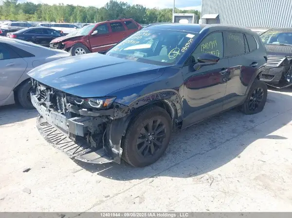 7MMVABCM8RN218717 2024 MAZDA CX-50 - Image 2