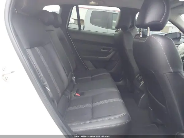 7MMVABCM9PN122463 2023 MAZDA CX-50 - Image 8