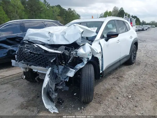 7MMVABCMXPN124805 2023 MAZDA CX-50 - Image 2