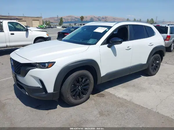 7MMVABCMXPN131950 2023 MAZDA CX-50 - Image 2