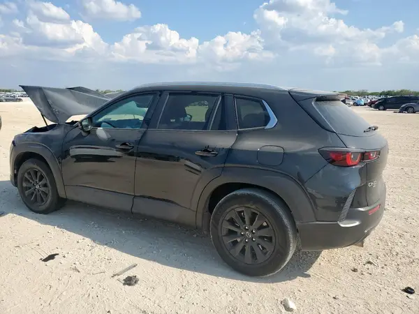 7MMVABCMXPN147386 2023 MAZDA CX-50 - Image 2
