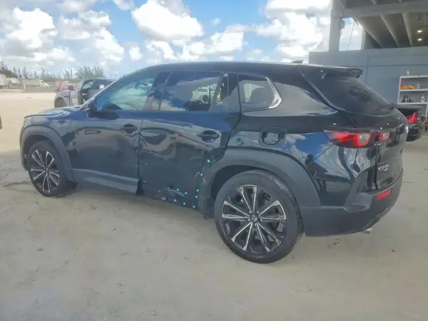 7MMVABDL4TN462569 2026 MAZDA CX-50 - Image 2
