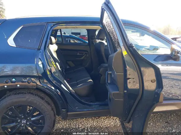 7MMVABDM0SN362752 2025 MAZDA CX-50 - Image 8