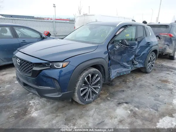 7MMVABDM1RN183033 2024 MAZDA CX-50 - Image 2