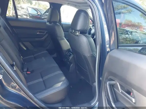 7MMVABDM1RN240444 2024 MAZDA CX-50 - Image 8