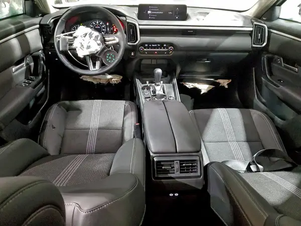 7MMVABDM1SN368219 2025 MAZDA CX-50 - Image 8