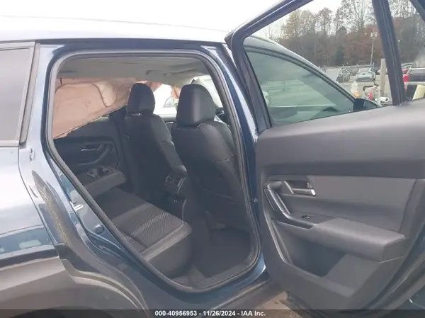 7MMVABDM2RN157105 2024 MAZDA CX-50 - Image 8