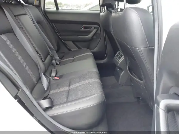 7MMVABDM2SN306098 2025 MAZDA CX-50 - Image 8