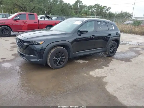 7MMVABDM2SN330952 2025 MAZDA CX-50 - Image 2