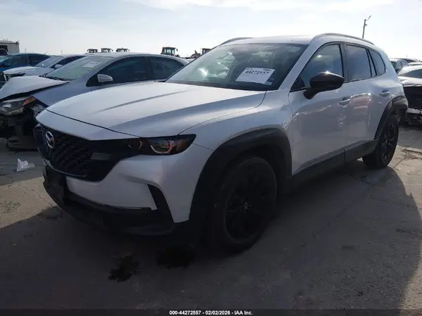 7MMVABDM2SN370531 2025 MAZDA CX-50 - Image 2