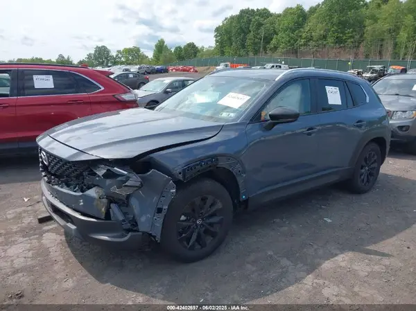 7MMVABDM3SN359621 2025 MAZDA CX-50 - Image 2