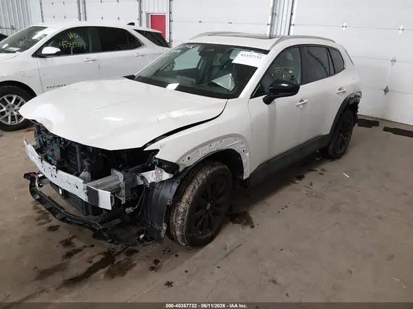 7MMVABDM4SN349826 2025 MAZDA CX-50 - Image 2