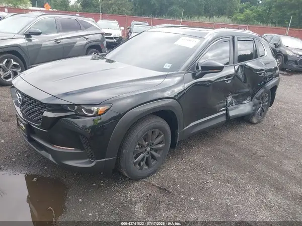 7MMVABDM4SN359742 2025 MAZDA CX-50 - Image 2
