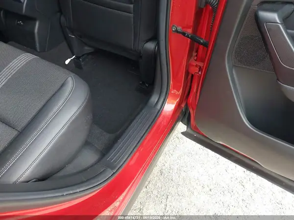 7MMVABDM5SN393656 2025 MAZDA CX-50 - Image 8
