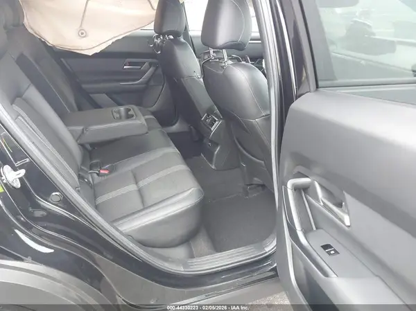 7MMVABDM6SN301468 2025 MAZDA CX-50 - Image 8