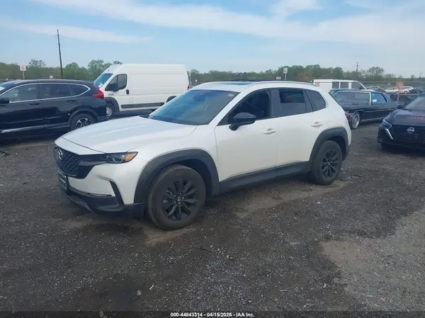 7MMVABDM6SN341565 2025 MAZDA CX-50 - Image 2