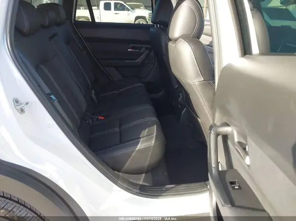 7MMVABDM7RN221509 2024 MAZDA CX-50 - Image 8