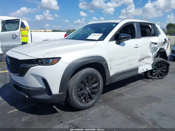 7MMVABDM7SN308915 2025 MAZDA CX-50 - Image 2